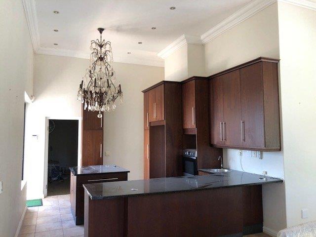 To Let 4 Bedroom Property for Rent in Hout Bay Western Cape